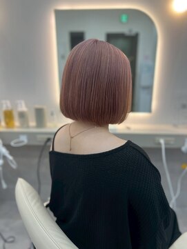 アロア 横浜(Aloa) 【Aloa横浜】大人かわいいピンクベージュ×ストレートボブ