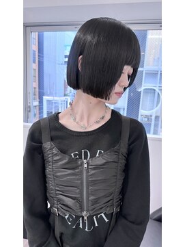 ホープ(hope) モード系ぱつっとボブ【梅田】