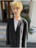 Joli【立川】ハイトーンベージュ×切りっぱなしボブaujua