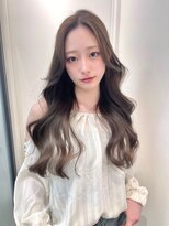 リリー(Lilley)&nbsp;垢抜けヘアは【赤みなしカラーオリーブカラー】がおすすめです！