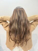 リヴナ(Livna)&nbsp;ゆるウェーブにベージュカラー◎