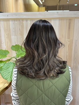 ディアローグ 自由が丘Luz店 guest/バレイヤージュ/ヌーディーベージュ【石垣】自由が丘