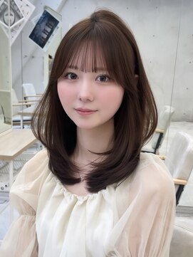 ビュー フクオカ(VIEW FUKUOKA) ブラウンカラー/レイヤーカット/顔周りカット