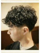 リア(Li'a)&nbsp;スペインカール/テーパーフェード