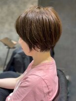 プラスイズム ヴェレン(PLUSISM Velen)&nbsp;襟足すっきり大人の丸みショートボブ