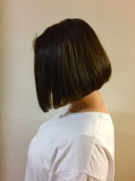 ブレイズ 精華店(BRAIDS) ハイライトボブ