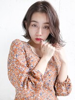 ルティア(Lutia)&nbsp;大人かわいい ダブルカラー アッシュベージュ！