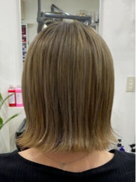 イツモ(24/7 itsumo) カット・カラー