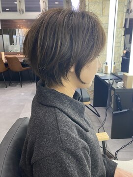 ビューエヒメ(VIEW EHIME) 大人ヘルシースタイルショコラアッシュふんわりカールショート