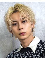 オーシャントーキョー 渋谷神南(OCEAN TOKYO) ツーブロックハイトーンセンターパート