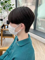 ネオリーブ クーロ メゾン 横浜(Neolive curro Maison)&nbsp;韓国センターパート×黒髪ツーブロック襟足残し[メンズ]