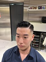 フランクスバーバーザスタンド(Frank’s barber the stand) ハードパートスキンフェードY