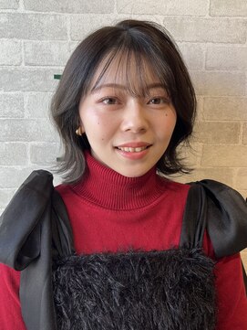 アイユー(IU) うるつやオリーブベージュ