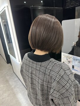 トリア(the tria) 【tria/新宿/透明感/Seito】可愛いグレージュ