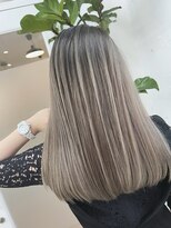 ヴィフ 大船(VIF)&nbsp;バレイヤージュ/ハイライト/ダブルカラー/ケアブリーチ/ボブ