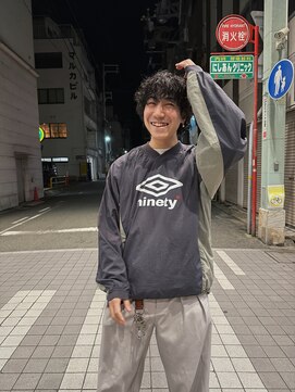 ハイセンス(HISENSE) メンズシャドウパーマウルフカットマッシュカット 【GIA】