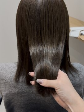 モーント(MOND) Olive greige