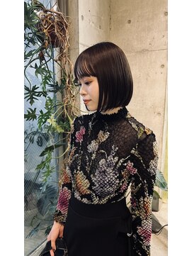 フェス カットアンドカラーズ(FESS cut&colors) ナチュラルブラウンショート大人のシンプルボブミディアム