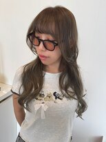 ウシワカマル ミライ(USHIWAKAMARU MIRAI) 今っぽさ全開!ハッシュカット×くびれロング♪