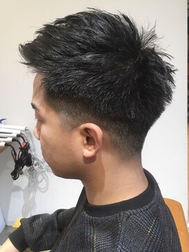 マルカ(MARUCA) フェード風カット