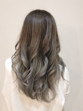 ア フロウト(a float) グラデーションカラー