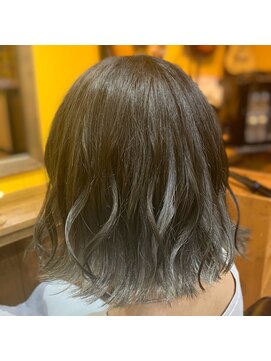 ドライヴ(Drei.B.) インナーシルバー