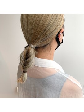 美容室 アイディー i-dee ハイトーンベージュ