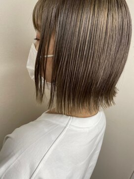 フロート 小阪店(float) シルキーべージュ_マロンベージュ Aラインボブ かきあげ