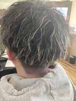 スウェル 千葉店(Swell)&nbsp;黒×金　ホワイトハイライトマッシュ1　〔千葉／メンズ〕