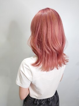 ヨンセンチメートル 金沢駅西店(4cm) ピンクカラー