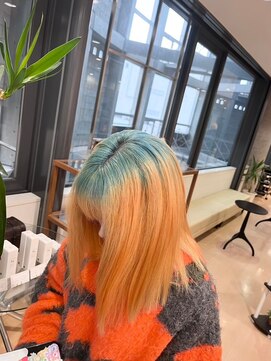 アウラ(AURA) デザインカラー、オレンジカラー、ペールカラー