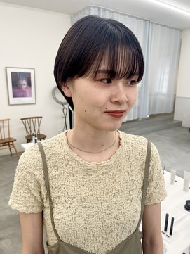オンド(onde) 耳かけ丸みショートヘア