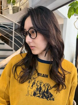 ロライマ 中目黒(roraima) くせ毛活かし/ミディアムロング/センターパート