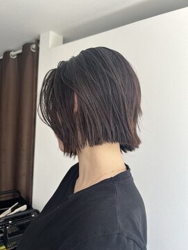 ヴィヴカウンター(VIVE counter) 大人切りっぱなしボブ◎