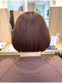 首元で切り揃えられたきれいなボブ