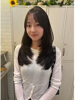 ニカ(NIKA) 韓国風レイヤーカット