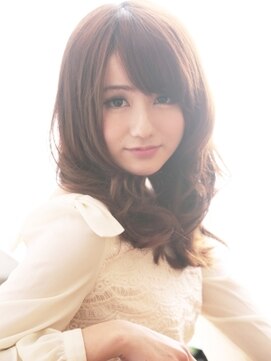 エマージュ 藤沢(Emerge) 上品でかわいい毛先♪フェミニン♪カール[藤沢駅]