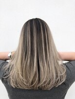 フレリス(FreRis)&nbsp;バレイヤージュ☆レイヤーロング[守谷]/グラデーションカラー