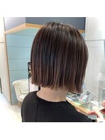 プラグ バイ ネオリーブ(plug by neolive)&nbsp;20代30代　ぱつっとボブ/メルティカラー/ハイライト/マッシュ