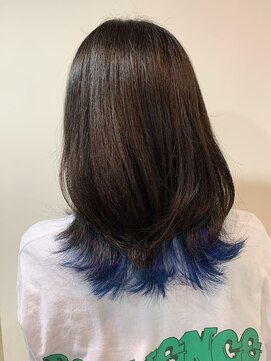ダブル アンダーバー サロン(W_SALON) 【W_SALON 河原町】インナー/ブルー/レイヤーカット