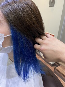 ニコデュエ 本厚木(nico. due) インナーカラーブルー☆