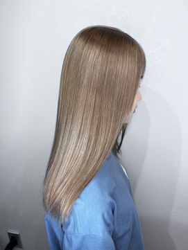 グラント(Grant) ミルクティーベージュ