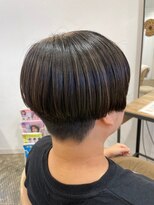 ポルム パプリカ(polum paprika)&nbsp;大人可愛い刈り上げベリーショート黒髪暗髪ハイライトナチュラル
