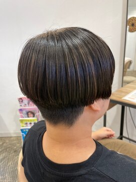 ポルム パプリカ(polum paprika) 大人可愛い刈り上げベリーショート黒髪暗髪ハイライトナチュラル