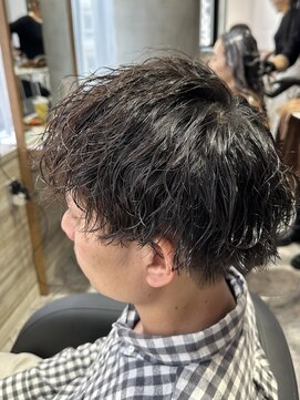 リーオオサカ(Lee Osaka) 大人っぽいオシャレメンズパーマ/梅田