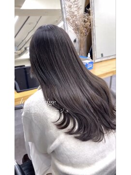 ワルム(warme) グレージュ