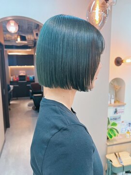 シビバイレボ(CIBI by revo) 地毛風カラー/ナチュラルレイヤーカット/ショートボブ[船橋]