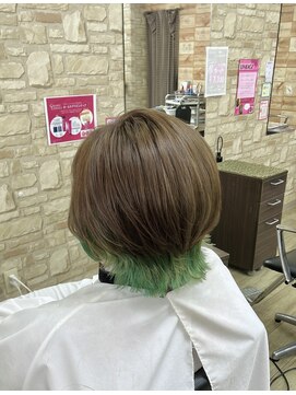 美容室レゴ(REGO) ショートインナーカラー