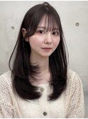 柔らかいレイヤーカットと透明感カラー♪
