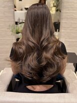 ステア ケース(stair case)&nbsp;韓国ロングレイヤーカット赤みなしブラウンカラー